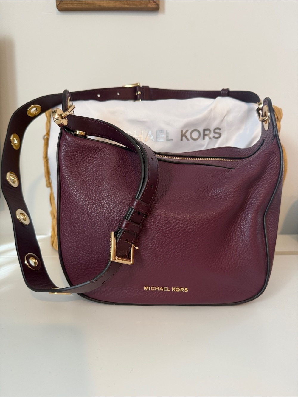 Michael Kors Pebbled Leather Shoulder Bag in Wine - Picture 2 of 3